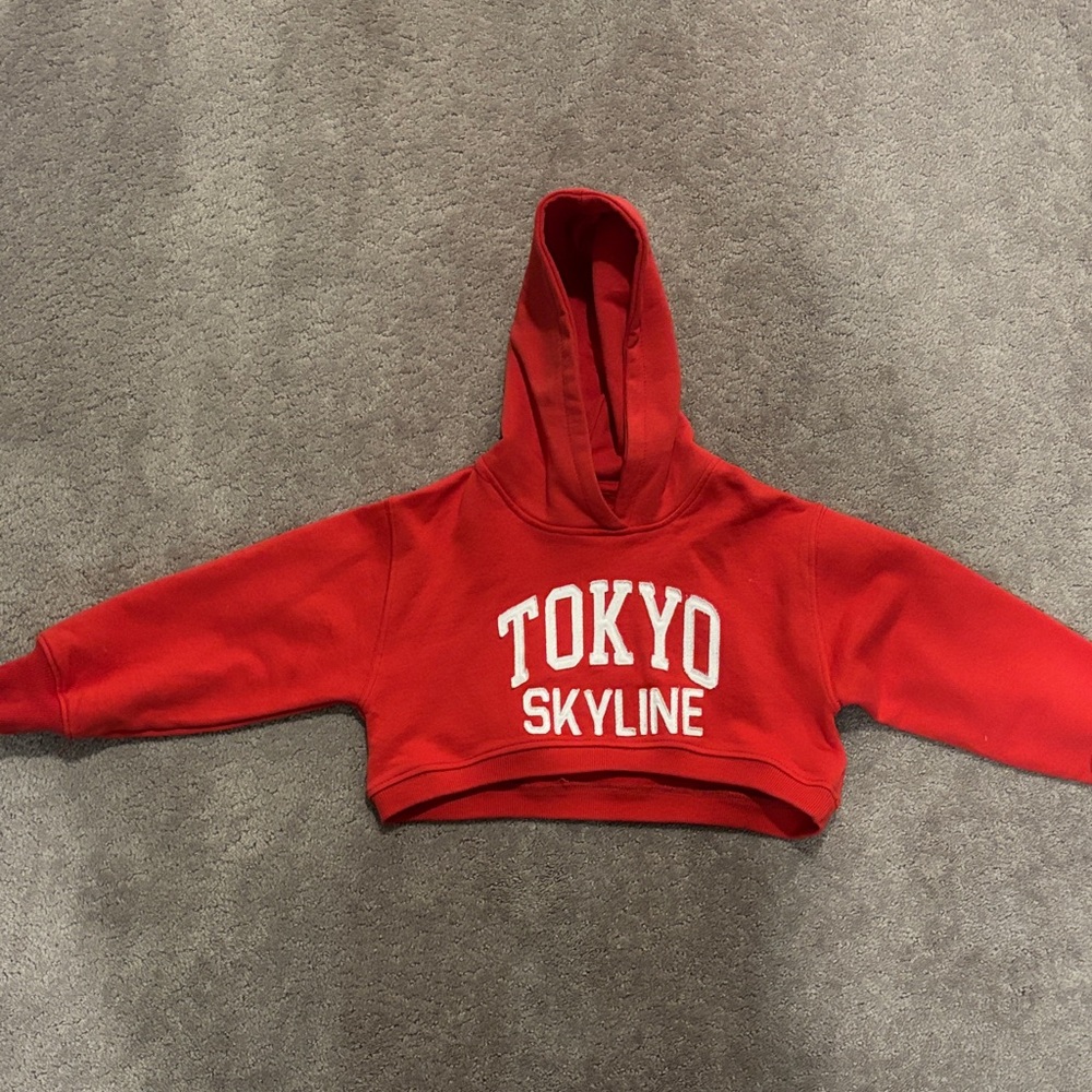 Zara Vibrant Red Girls Cropped Hoodie with White Print. Never worn Size 8-9